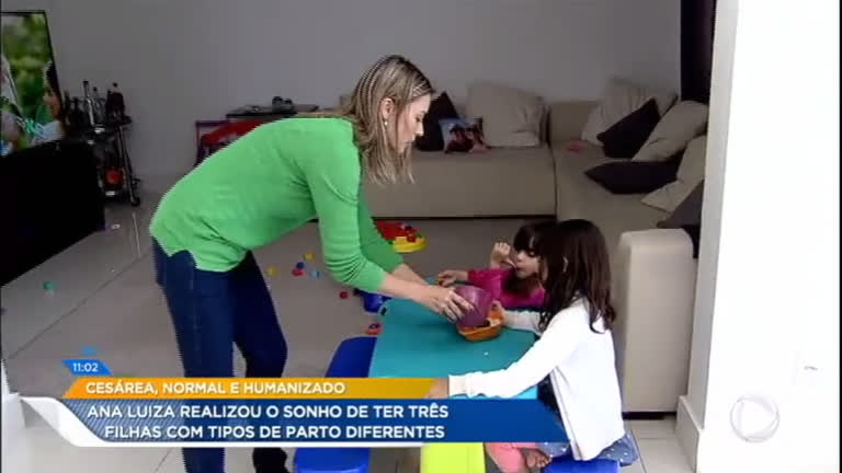 Vídeo: SOS Mãe: mulher realiza sonho de ter três filhas com tipos de parto diferentes