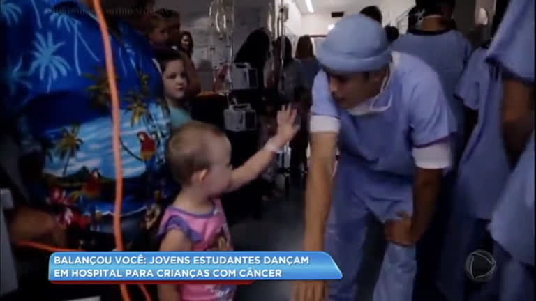 Vídeo: 

Balançou Você: grupo de dança diverte
crianças com câncer em hospital

