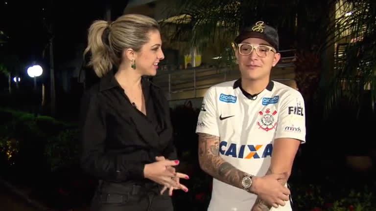 Vídeo: MC Gui fala sobre amor ao Corinthians desde criança