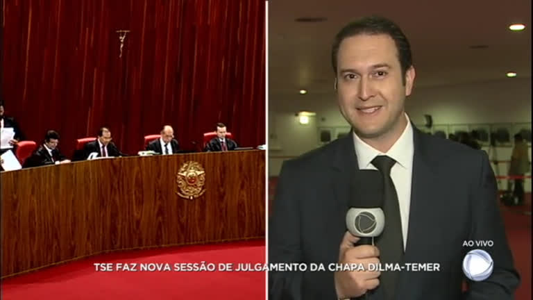 Vídeo: 

TSE faz sessão de julgamento da chapa
Dilma-Temer nesta quinta (8)

