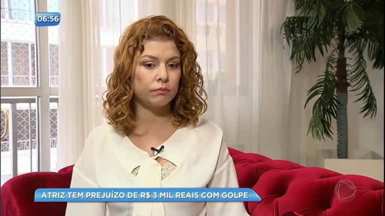 Vídeo: Atriz Bárbara Borges cai em golpe e tem prejuízo de mais de R$ 3 mil