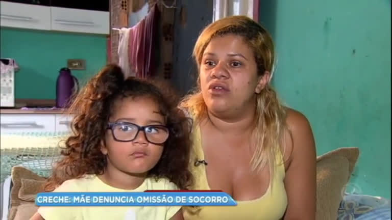 Vídeo: Mãe denuncia creche por omissão de socorro após criança se machucar