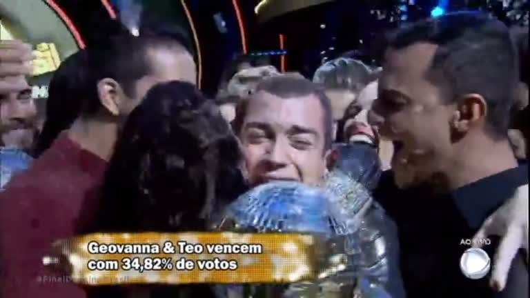 Vídeo: Geovanna Tominaga e Teo vencem o Dancing Brasil 3