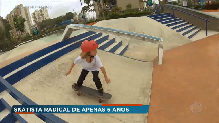 Vídeo: Garoto de 6 anos é fã de skate e salta de lugares exóticos