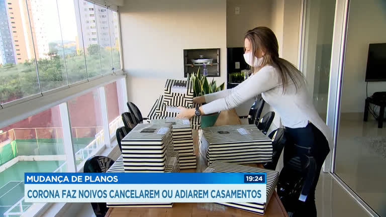 Vídeo: Coronavírus faz noivos adiarem cerimônias marcadas de casamento