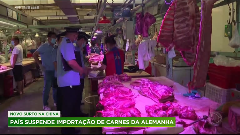 Vídeo: China suspende importação de carne suína da Alemanha