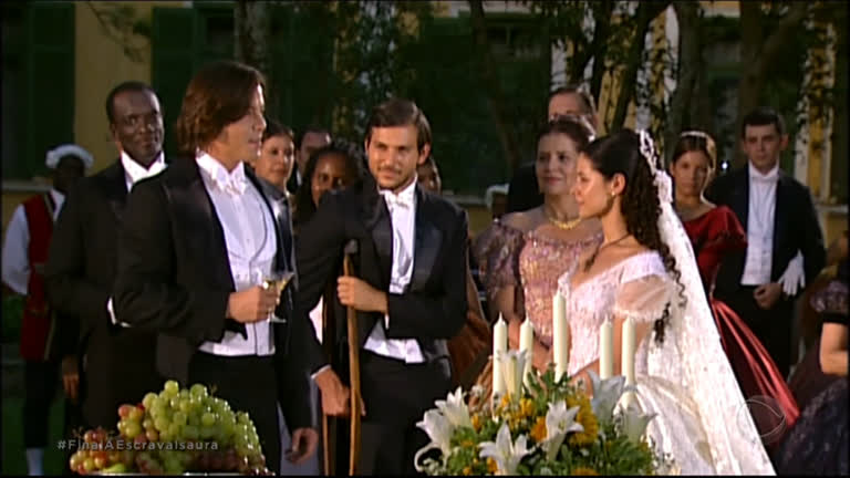 Vídeo: Álvaro e Isaura discursam em seu casamento