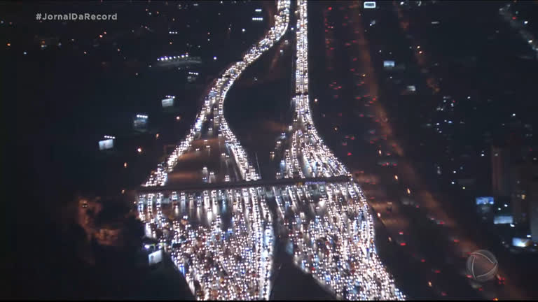 São Paulo tem o maior congestionamento desde o início da pandemia nesta ...