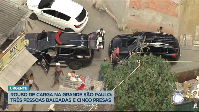 Vídeo: Três pessoas são baleadas durante roubo de carga na Grande São Paulo