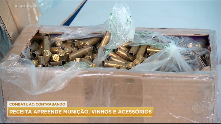 Vídeo: Receita Federal apreende produtos contrabandeados em transportadora no Rio de Janeiro