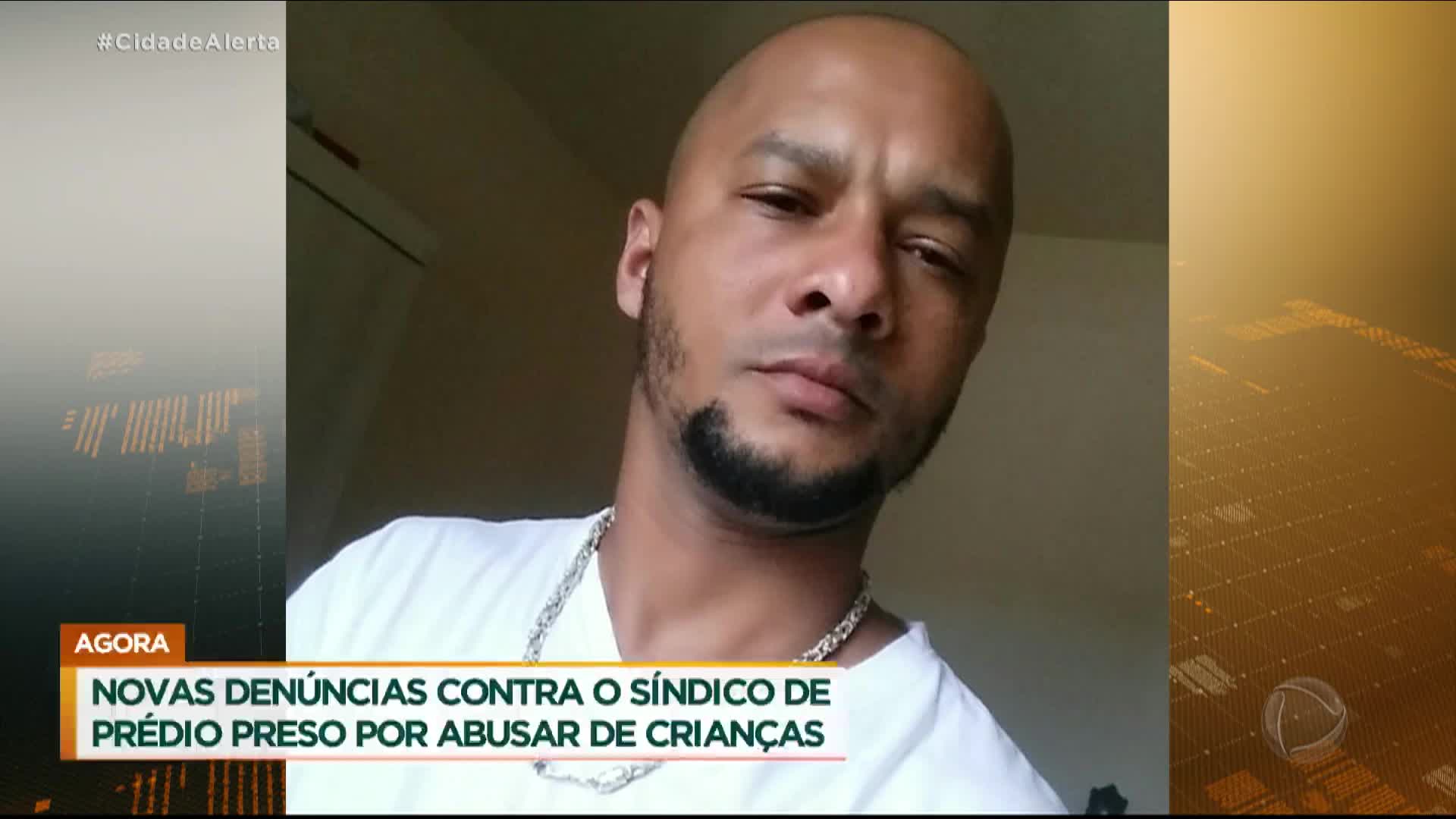 Polícia investiga participação de homem em rede internacional de pedofilia - RecordTV - R7 Cidade Alerta 