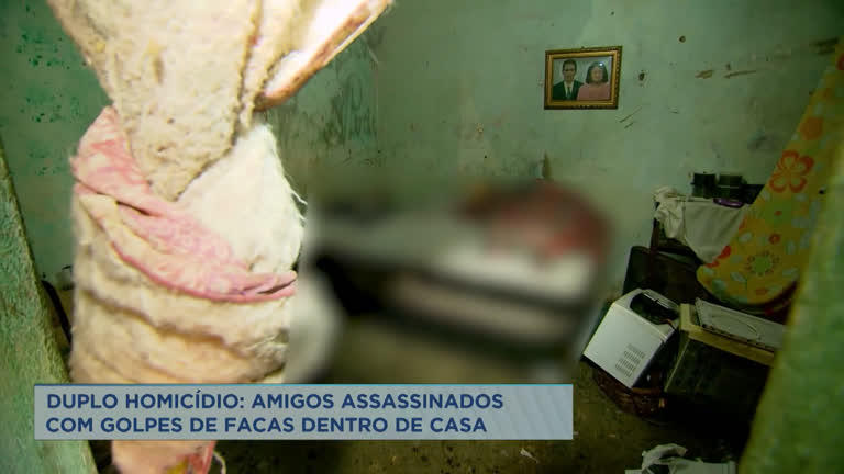 Vídeo: Amigos são assassinados a facadas dentro de casa em Vespasiano (MG)