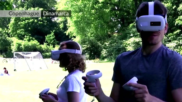 Vídeo: Dinamarca testa jogo de realidade virtual para impulsionar vacinação