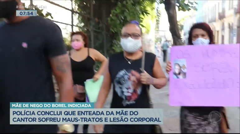 Vídeo: Mãe de Nego do Borel é indiciada por agressões a enteada