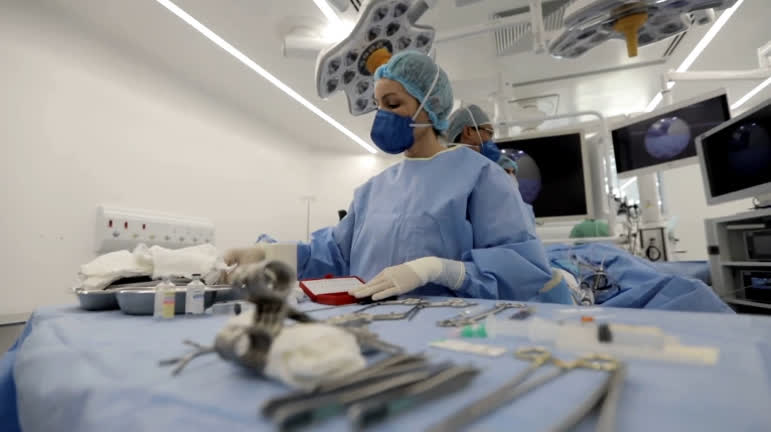 Vídeo: Conheça as funções dos profissionais de uma equipe cirúrgica | O Hospital em 60s