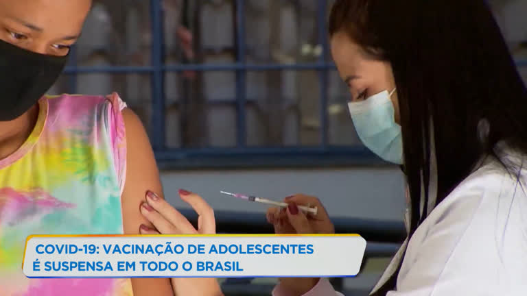 Vídeo: Covid: vacinação de adolescentes é suspensa em todo o Brasil