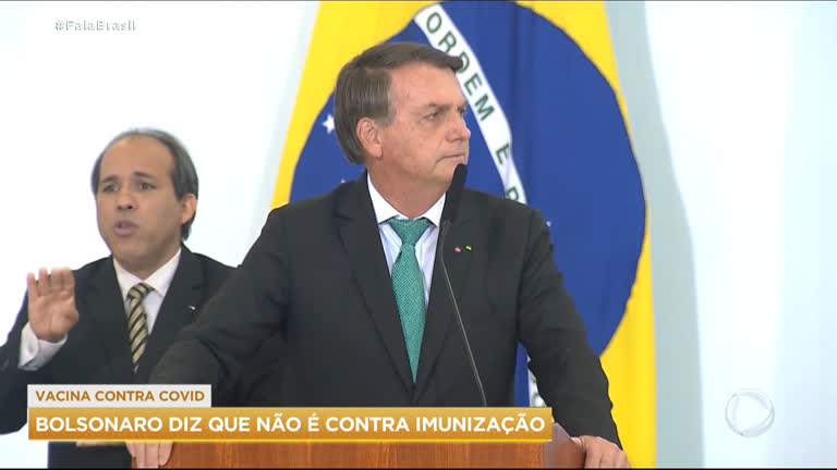 Vídeo: Bolsonaro faz alerta sobre piora da inflação e afirma que não é contra a imunização
