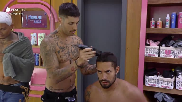 Gui Araujo Se Depila E Corta Cabelo De Bil Ara jo A Fazenda 13 A 