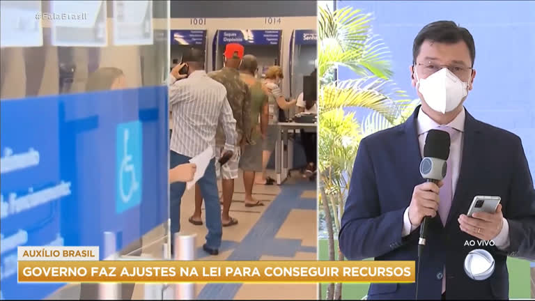 Vídeo: Presidente Bolsonaro sanciona lei para conseguir recursos para o Auxílio Brasil