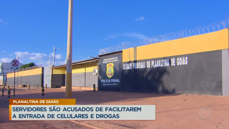 Vídeo: Servidores são acusados de facilitar entrada de celulares e drogas em presídio de Planaltina de Goiás