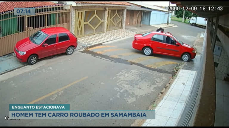 Vídeo: Homem tem carro roubado enquanto estacionava em Samambaia