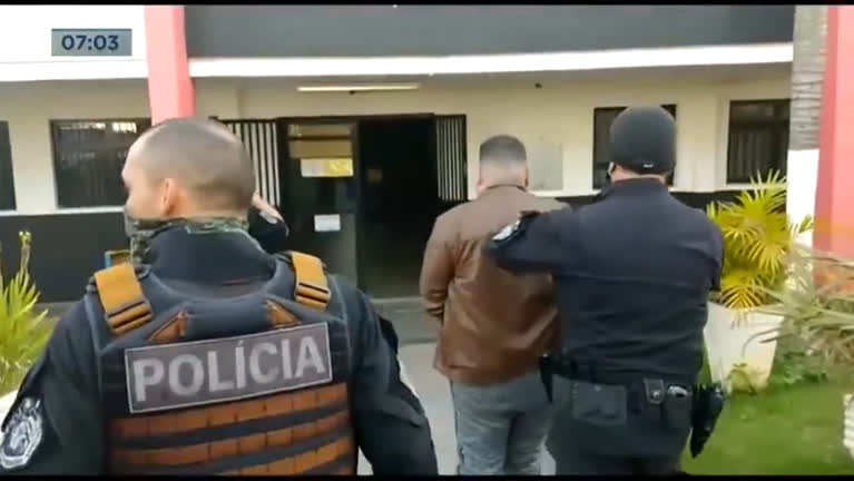 Vídeo: Falsos juízes do TJDFT presos em São Paulo são transferidos para Brasília