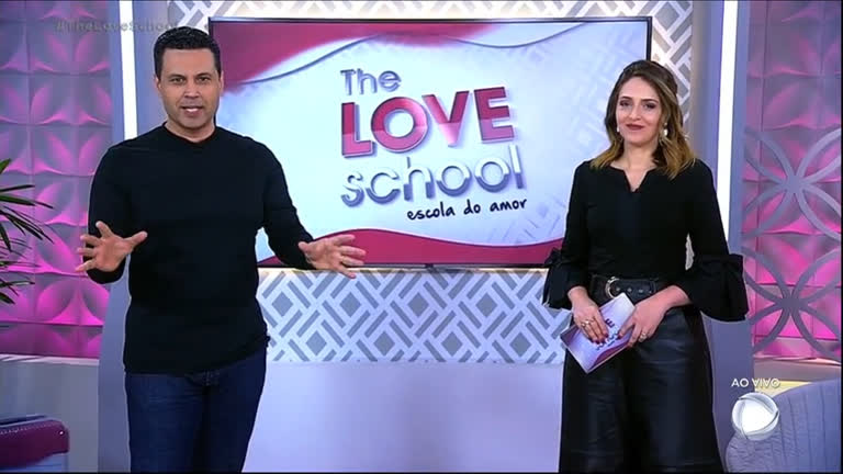 The Love School - Escola do Amor aborda o tema: Tentei apimentar a relação  e deu ruim - RecordTV - R7 Love School Escola Amor