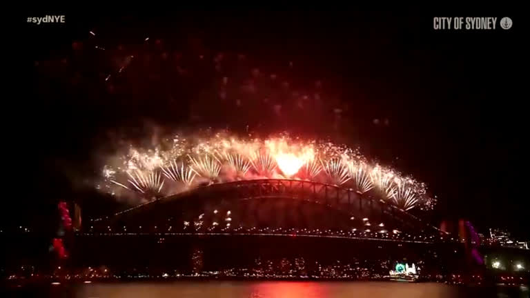 Vídeo: Já é 2022 na Austrália! Assista ao vídeo da queima de fogos