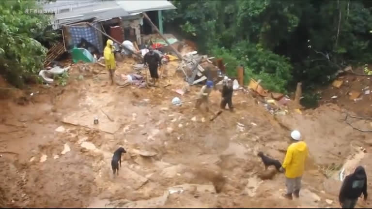 Vídeo: Chuvas fortes trazem medo a quem mora em áreas de risco