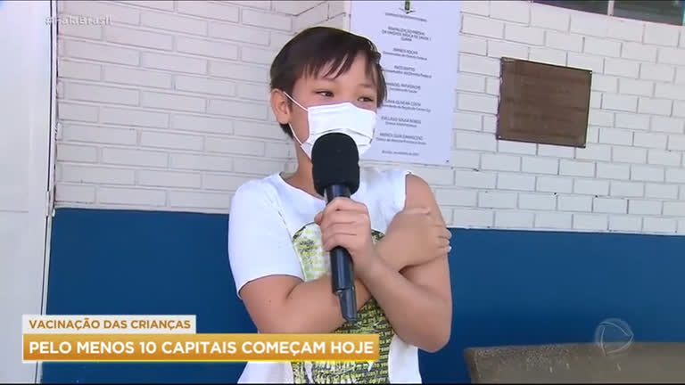 Vídeo: Cidades brasileiras iniciam vacinação de crianças contra covid-19