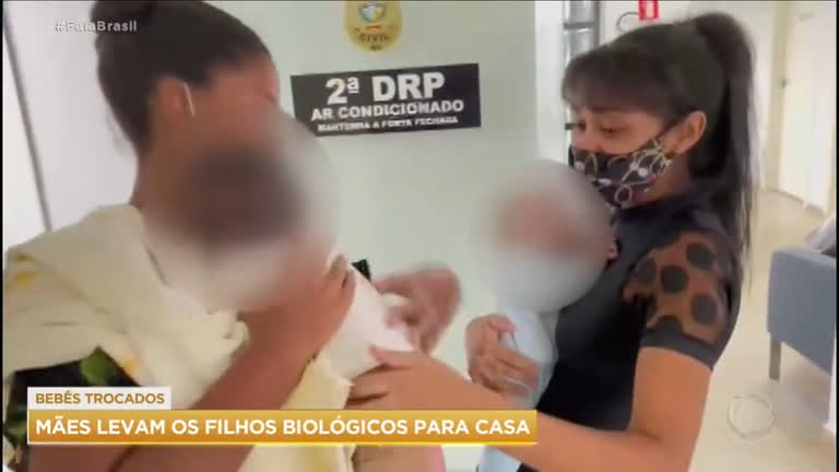 Vídeo: DNA confirma troca de bebês em maternidade de Goiás