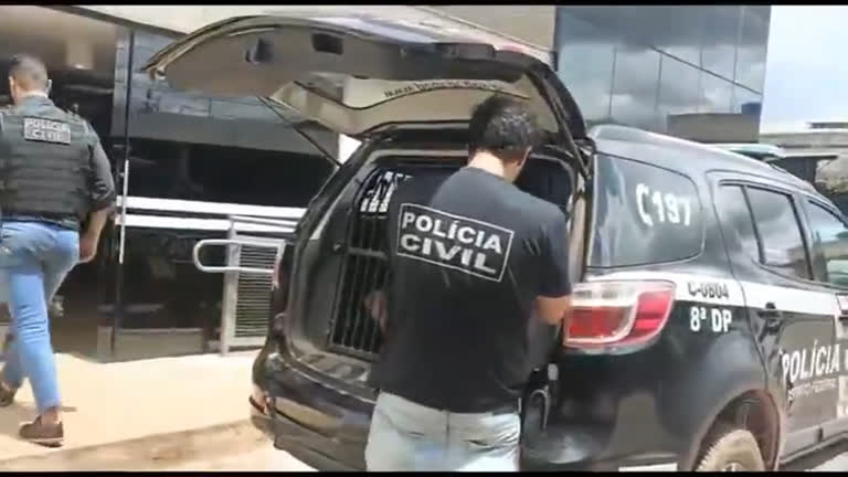 Vídeo: Polícia Civil libera mulher mantida em cárcere privado, no DF