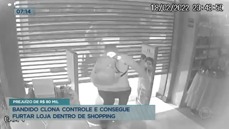 Vídeo: Bandido clona controle de portão e consegue furtar loja dentro de shopping
