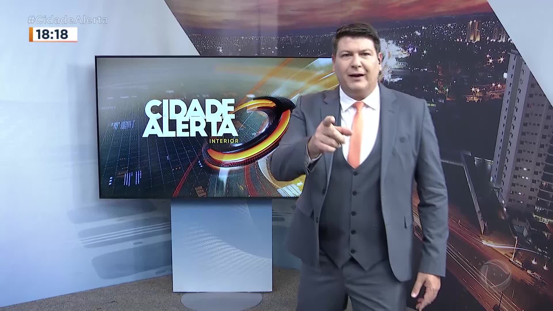 Vídeo: Franpisos - Cidade Alerta - Exibido em 15/03/2022
