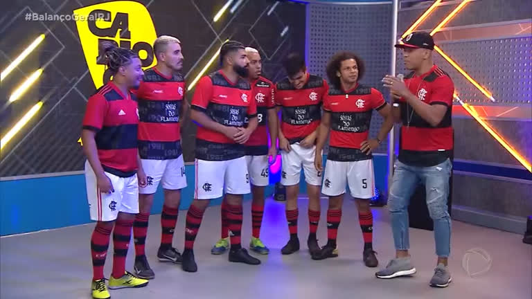 Vídeo: MC Koringa fala sobre primeira vez em jogo do Flamengo com o pai