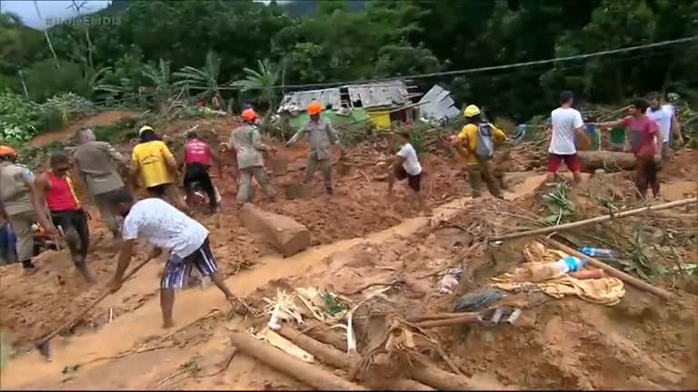 Vídeo: Temporal no estado do Rio de Janeiro deixa ao menos 17 mortos