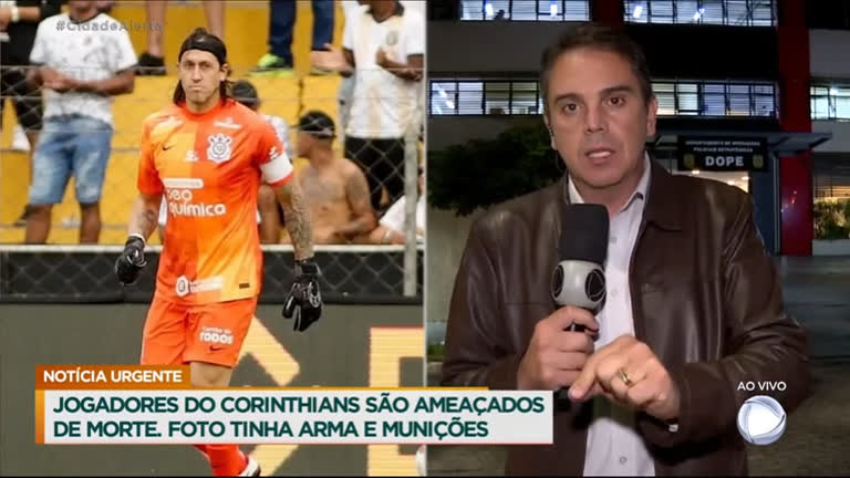 Vídeo: Goleiro do Corinthians recebe ameaça de morte e vai à delegacia registrar boletim de ocorrência