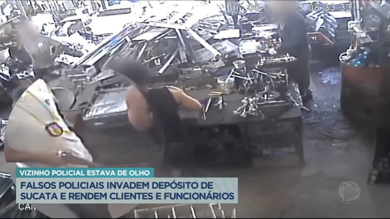 Vídeo: Falsos policiais invadem depósito de sucata e rendem funcionários na Zona Sul de SP