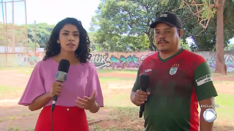 Vídeo: Porteiro relata momento de "total desespero" ao socorrer repórter esfaqueado