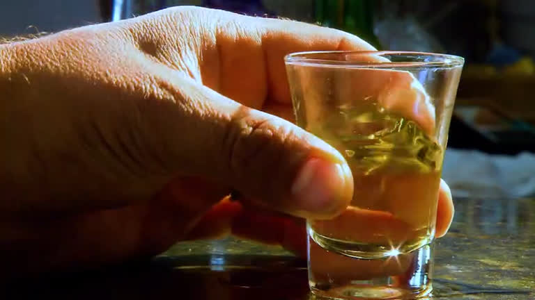 Vídeo: Conteúdo extra: repórter revela os desafios da gravação do documentário Devastados Pelo Álcool