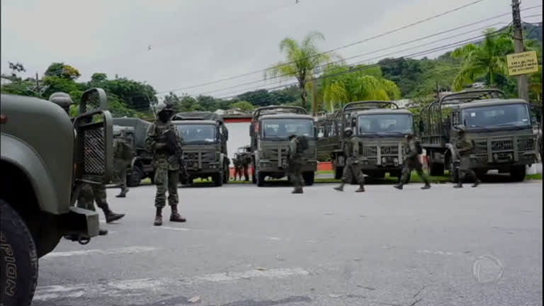 Vídeo: Operação das Forças Armadas prende 14 pessoas em Angra dos Reis (RJ)
