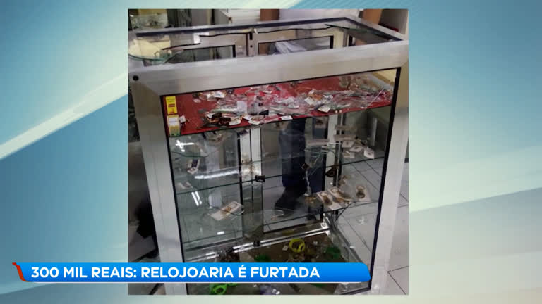 Vídeo: Relojoaria é furtada e prejuízo ultrapassa os R$ 300 mil