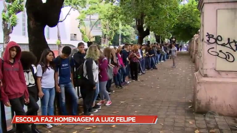 Vídeo: Escola faz homenagem a Luiz Felipe