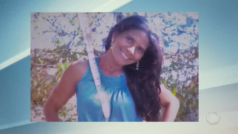 Vídeo: Corpo de Marta é enterrado após dois meses da morte